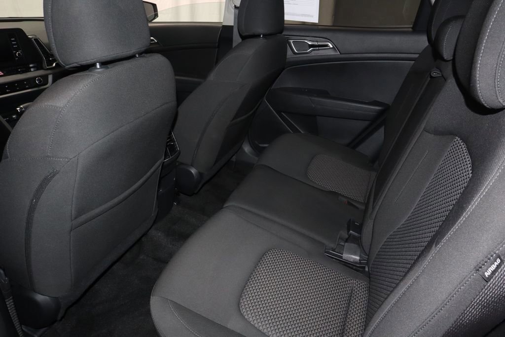 Used 2025 Kia Sportage LX AWD/4WD image 21