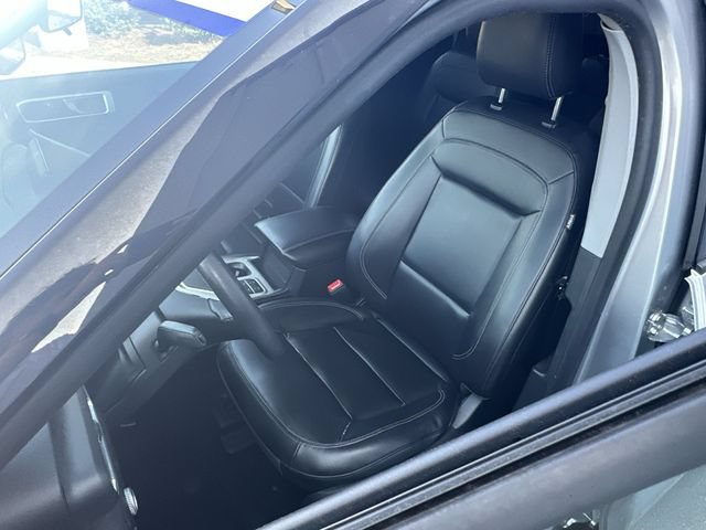 Certified 2021 Ford Explorer XLT w/ Equipment Group 202A RWD image 12