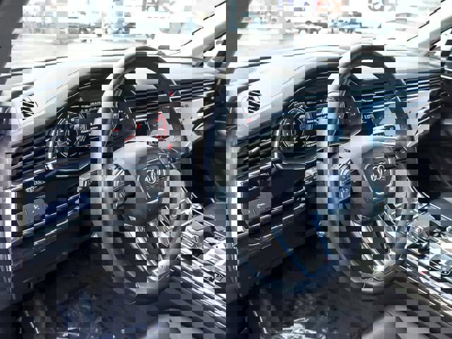 Used 2024 Audi Q7 3.0T Premium Plus image 14