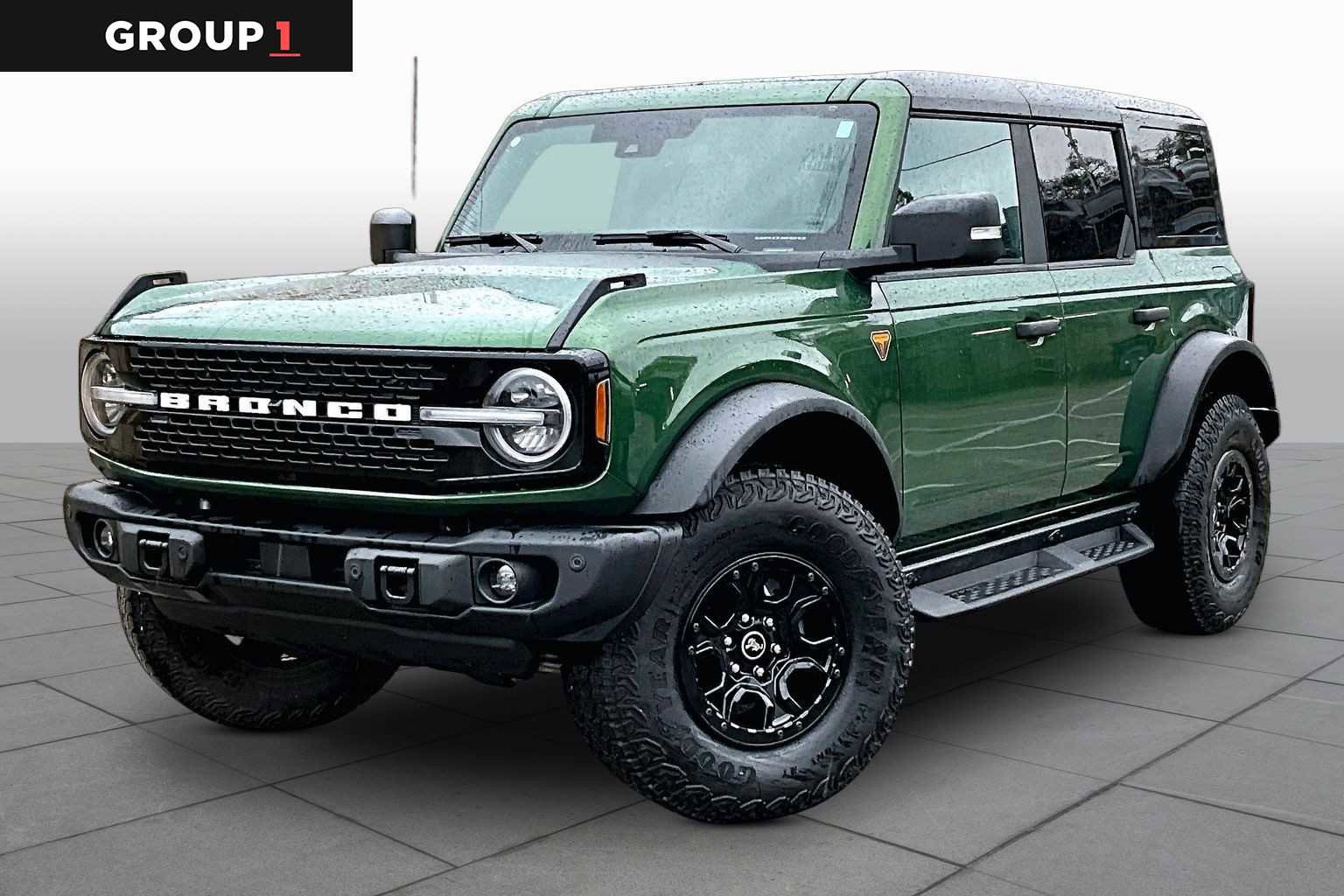 Certified 2025 Ford Bronco Badlands AWD/4WD image 1