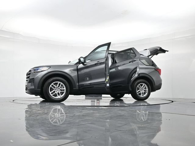 Certified 2026 Ford Explorer Active RWD image 29