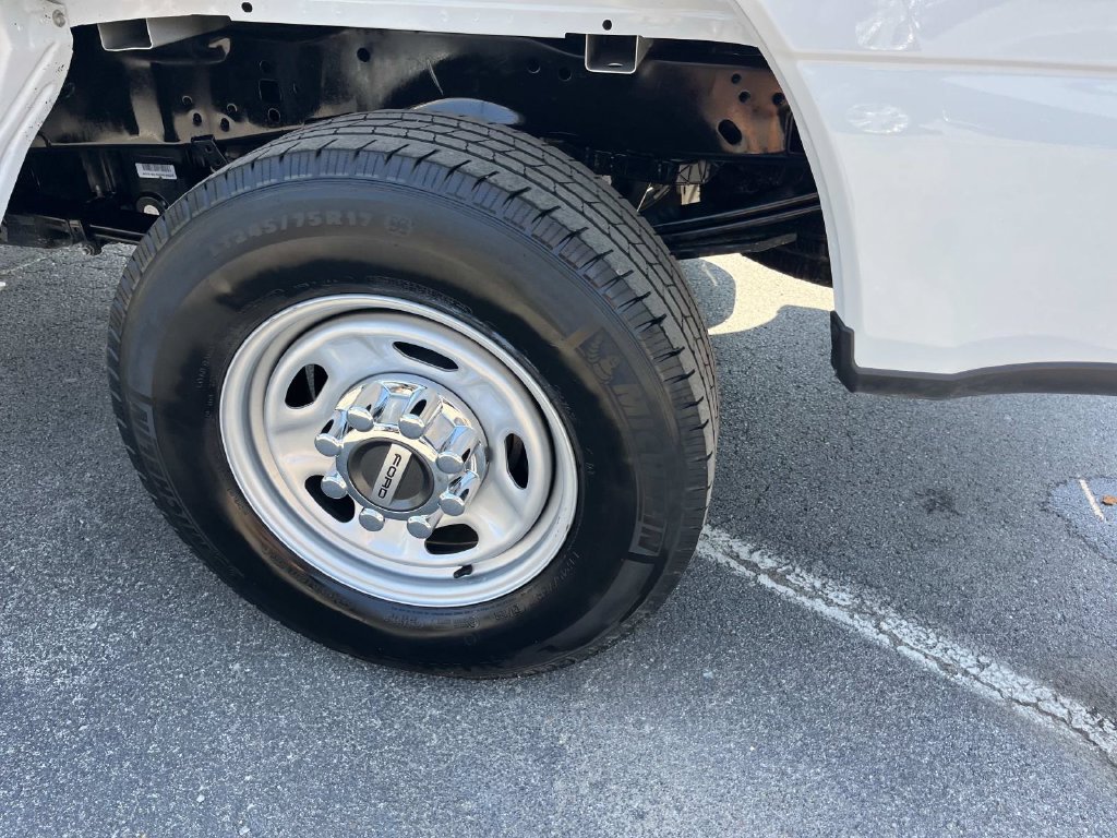 Certified 2024 Ford F250 XL w/ XL Chrome Package AWD/4WD image 14