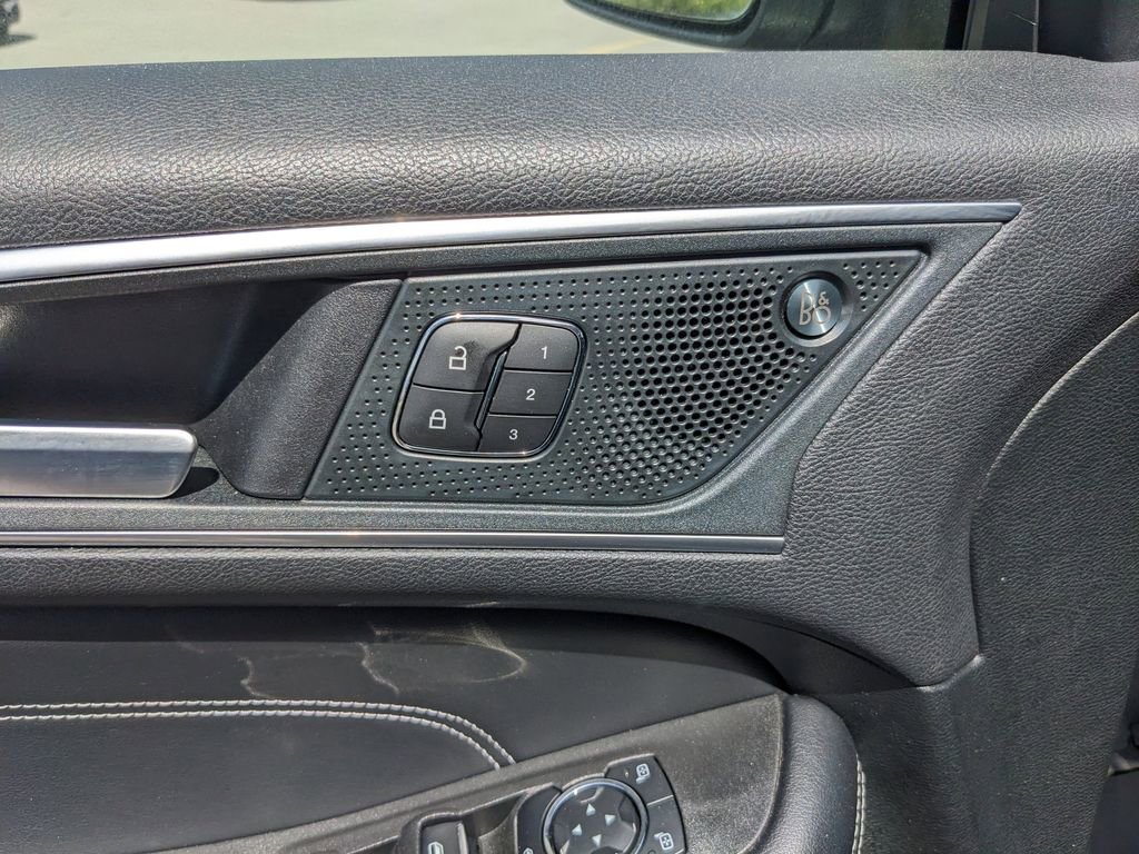 Certified 2024 Ford Edge Titanium image 21