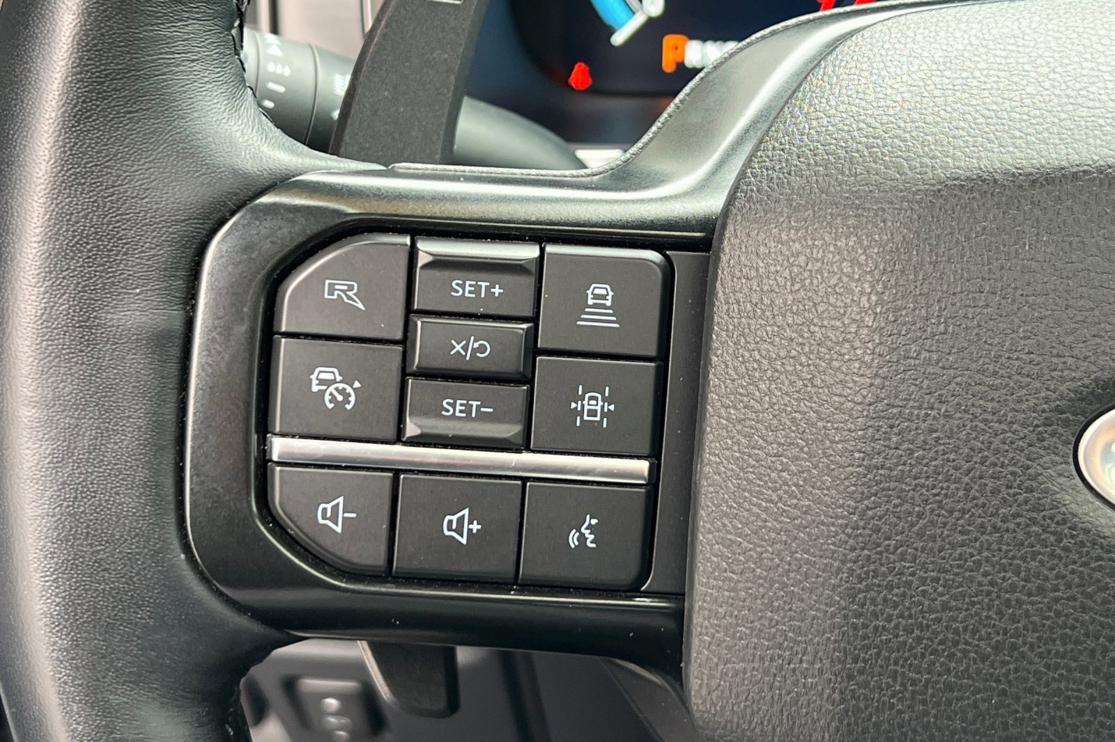 Certified 2022 Ford F150 Raptor w/ Equipment Group 801A High image 27