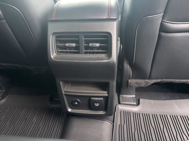 Certified 2024 Ford Edge ST-Line image 33