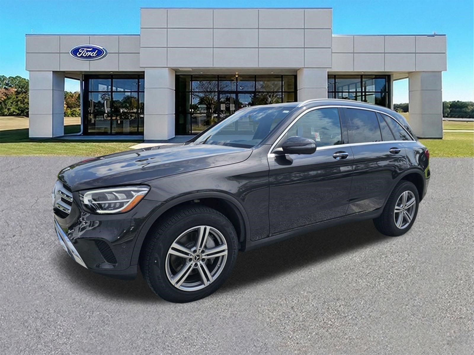Used 2022 Mercedes-Benz GLC 300 4MATIC w/ Multimedia Package Lite image 8