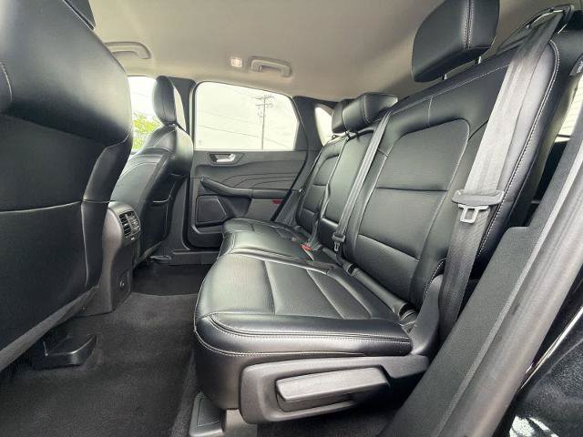 Certified 2024 Ford Escape Platinum AWD/4WD image 19