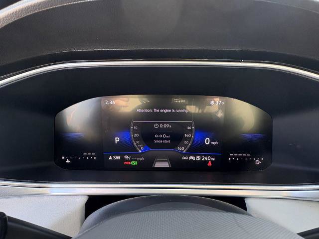 Used 2025 Volkswagen Taos SE image 22