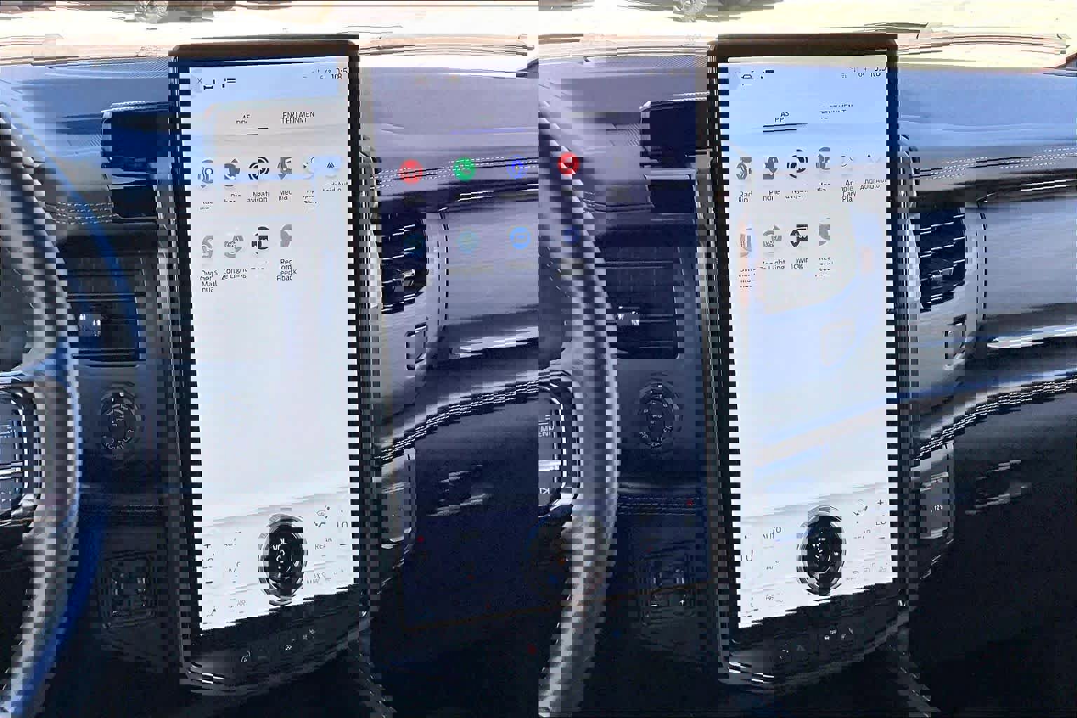 Certified 2023 Ford Expedition Platinum image 9