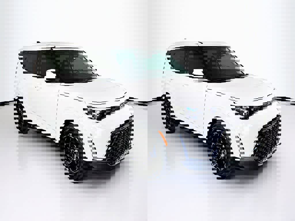 Used 2025 Kia Soul EX image 7