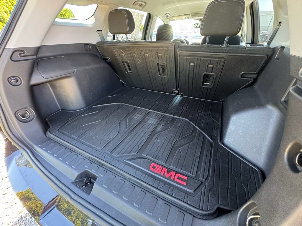 Used 2023 GMC Terrain SLE w/ Driver Convenience Package AWD/4WD image 33