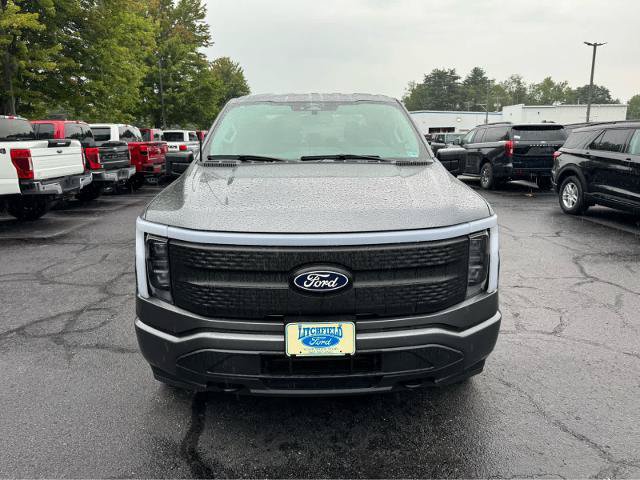 Certified 2025 Ford F150 Lightning XLT AWD/4WD image 9