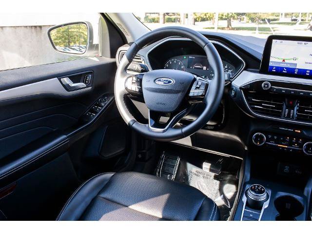 Certified 2022 Ford Escape SEL AWD/4WD image 11