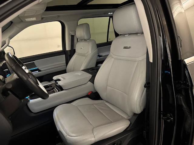 Certified 2025 Ford Expedition Platinum AWD/4WD image 20