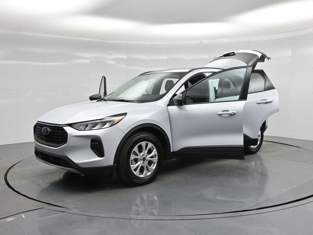Certified 2025 Ford Escape Active image 50