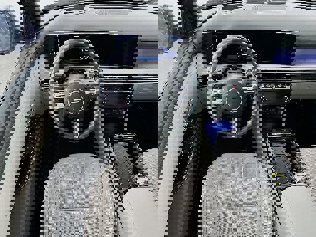 Used 2025 Hyundai Tucson Limited image 13