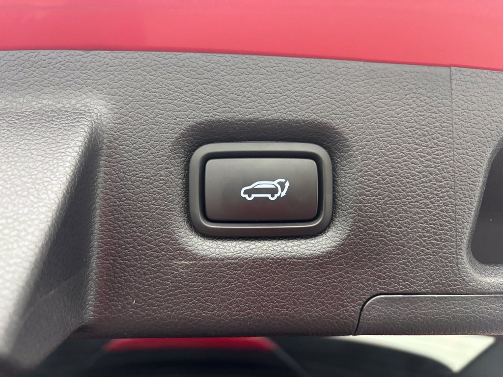 Used 2023 Hyundai Santa Fe Calligraphy w/ Cargo Package FWD image 11