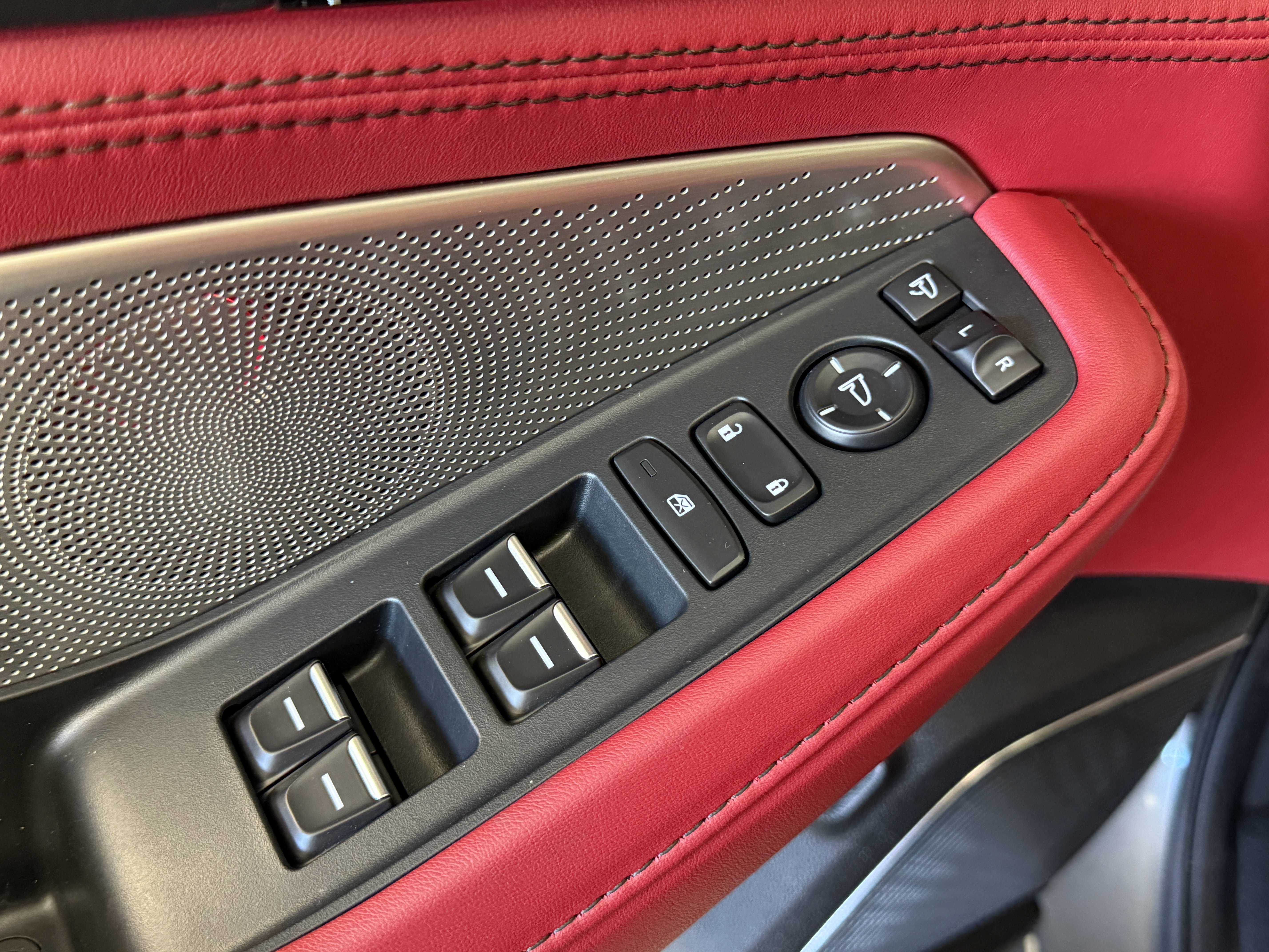 Used 2024 Acura MDX Type S image 17