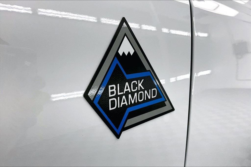 Certified 2023 Ford Bronco Black Diamond image 10