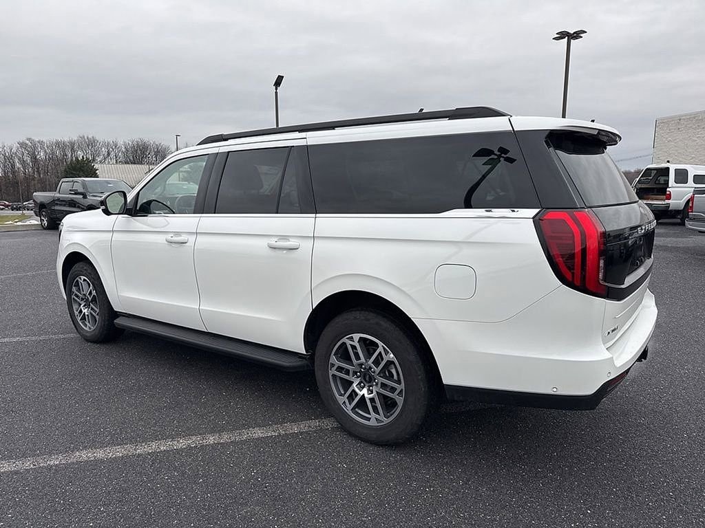 Certified 2025 Ford Expedition Max Active image 3