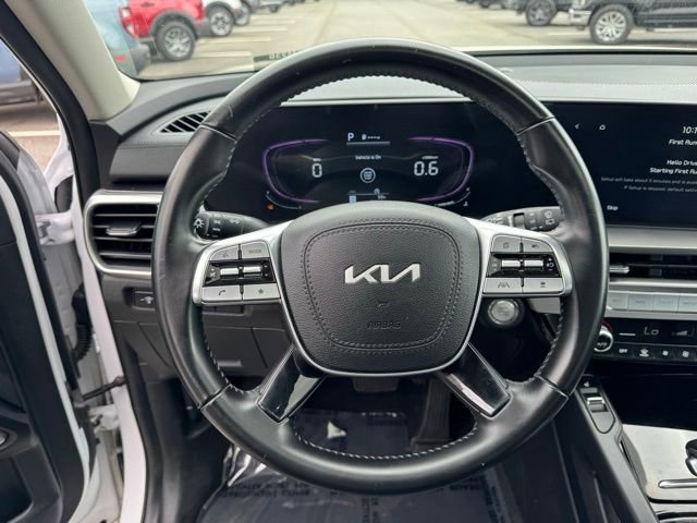 Used 2023 Kia Telluride S w/ S Sunroof Package FWD image 19