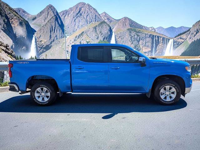 Used 2025 Chevrolet Silverado 1500 LT AWD/4WD image 7