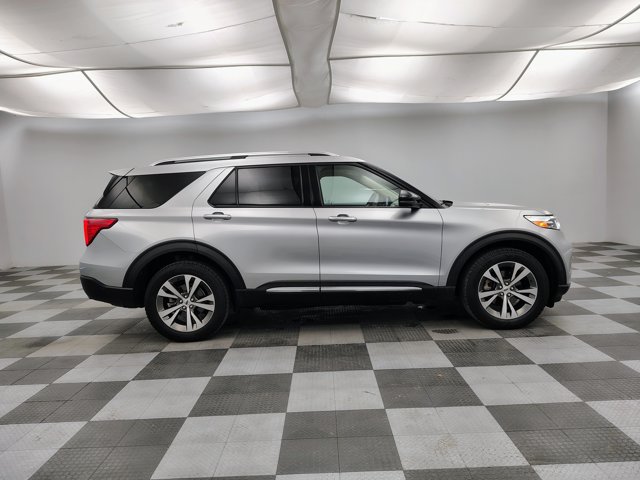 Certified 2020 Ford Explorer Platinum w/ Premium Technology Package AWD/4WD image 13