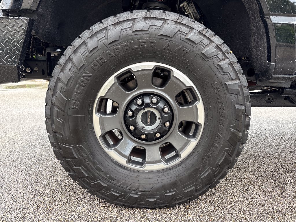 Certified 2023 Ford F350 Lariat w/ Tremor Off-Road Package AWD/4WD image 12