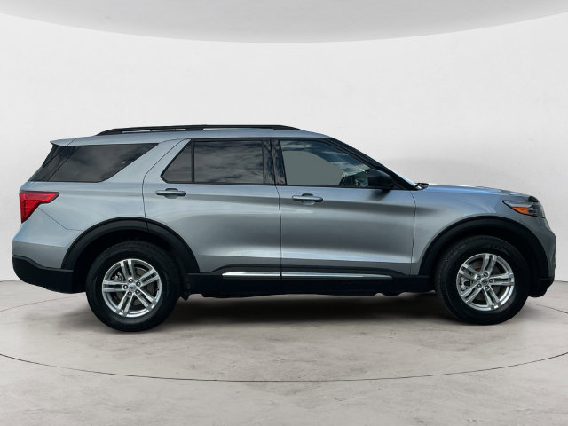 Certified 2023 Ford Explorer XLT AWD/4WD image 4