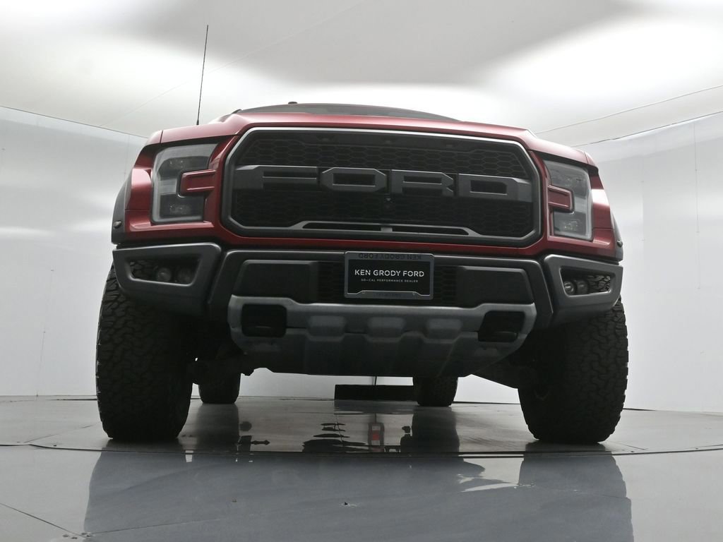 Certified 2017 Ford F150 Raptor w/ Equipment Group 802A Luxury image 60