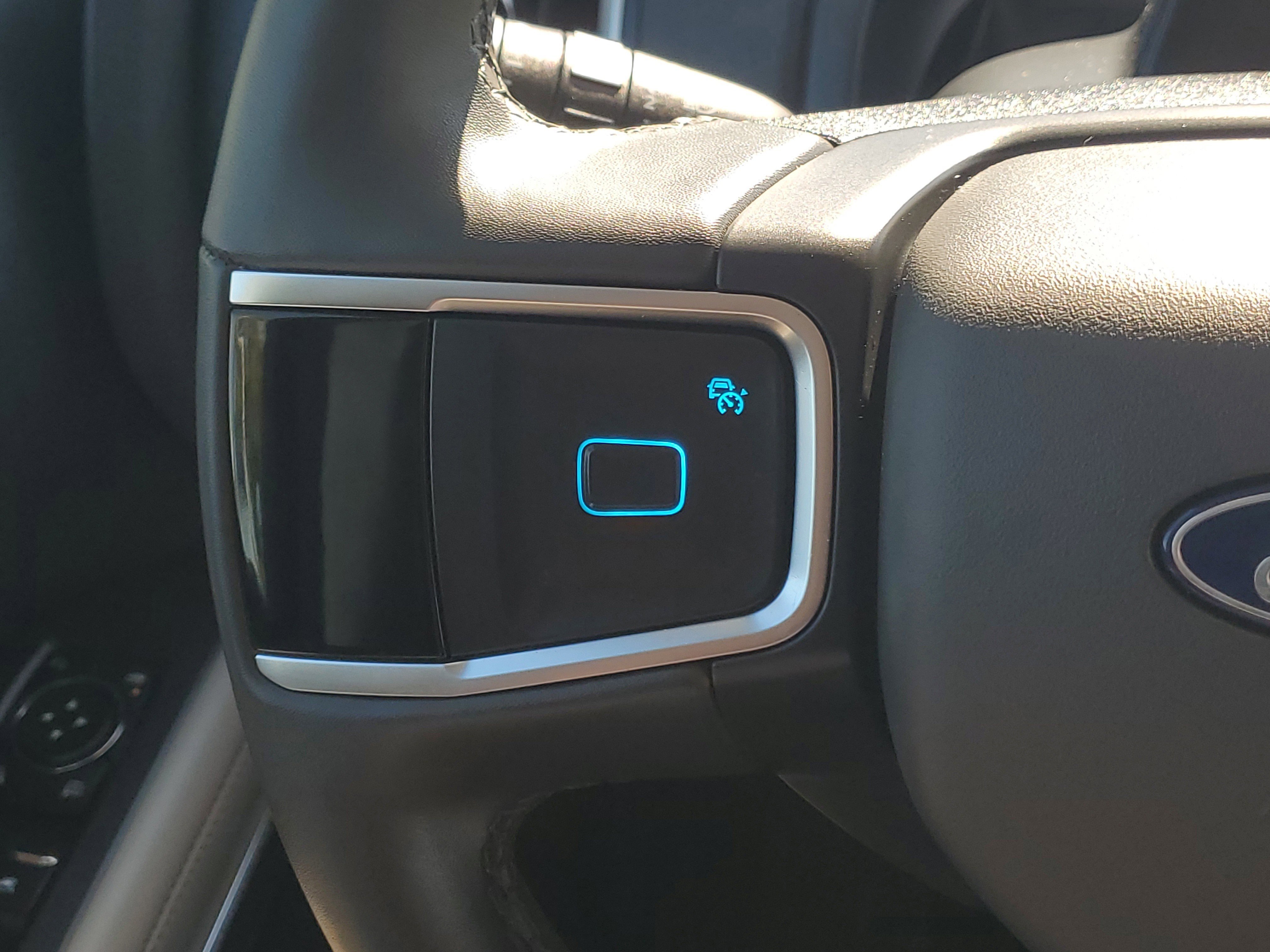 Certified 2025 Ford Expedition Active image 27