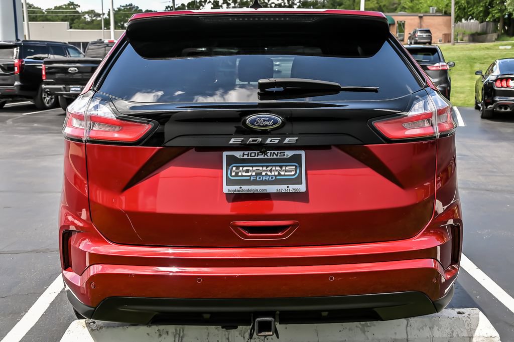 Certified 2022 Ford Edge ST-Line w/ Class II Trailer Tow Package AWD/4WD image 8