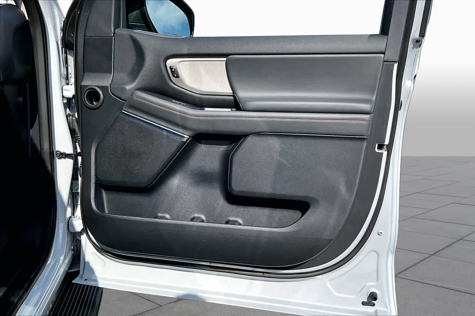 Certified 2025 Ford Expedition Active RWD image 23