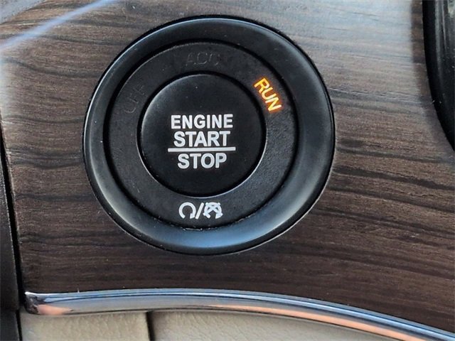 Used 2021 Jeep Grand Cherokee Overland w/ Trailer Tow Group IV image 28