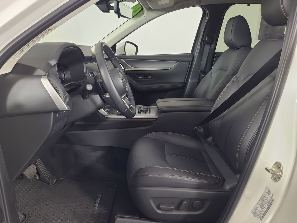 Used 2024 MAZDA CX-90 Plug-In Hybrid w/ Preferred AWD/4WD image 19