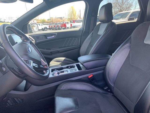 Certified 2022 Ford Edge ST image 23
