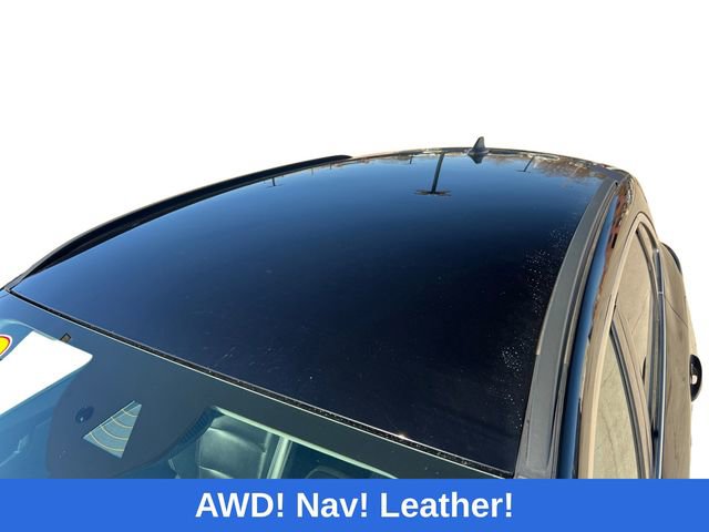 Certified 2022 Ford Escape Titanium AWD/4WD image 17