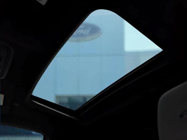 Used 2024 GMC Sierra 1500 AT4 w/ Technology Package image 28