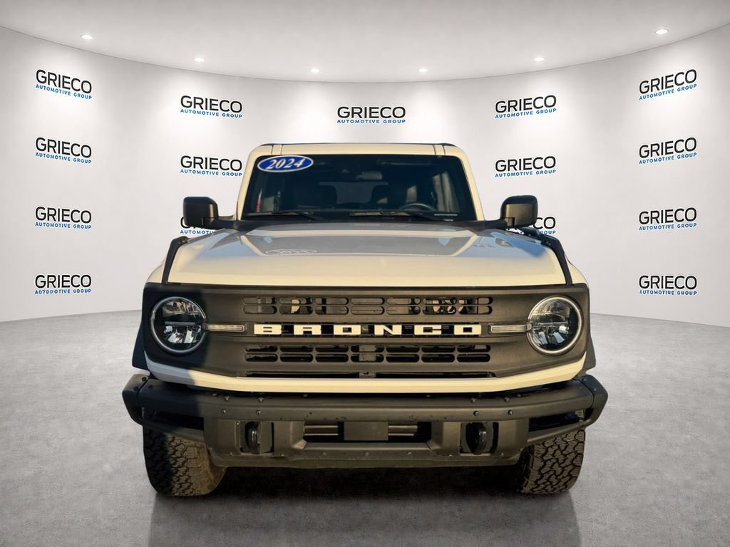 Certified 2024 Ford Bronco Black Diamond AWD/4WD image 2