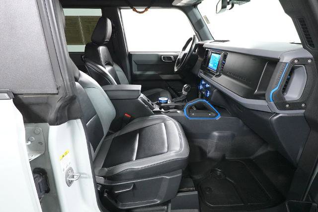 Certified 2022 Ford Bronco Black Diamond w/ Sasquatch Package AWD/4WD image 31