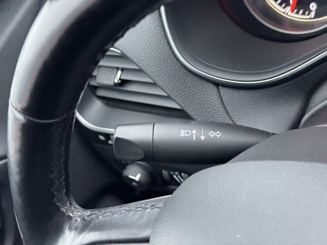 Used 2021 Jeep Cherokee Trailhawk w/ Sun, Sound & Nav Group image 27