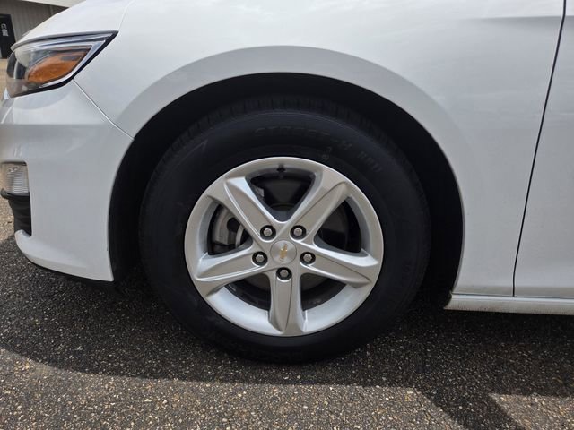Used 2022 Chevrolet Malibu LS w/ Driver Confidence Package II FWD image 23