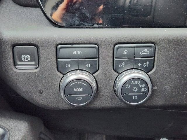 Used 2025 GMC Sierra 1500 SLT AWD/4WD image 20