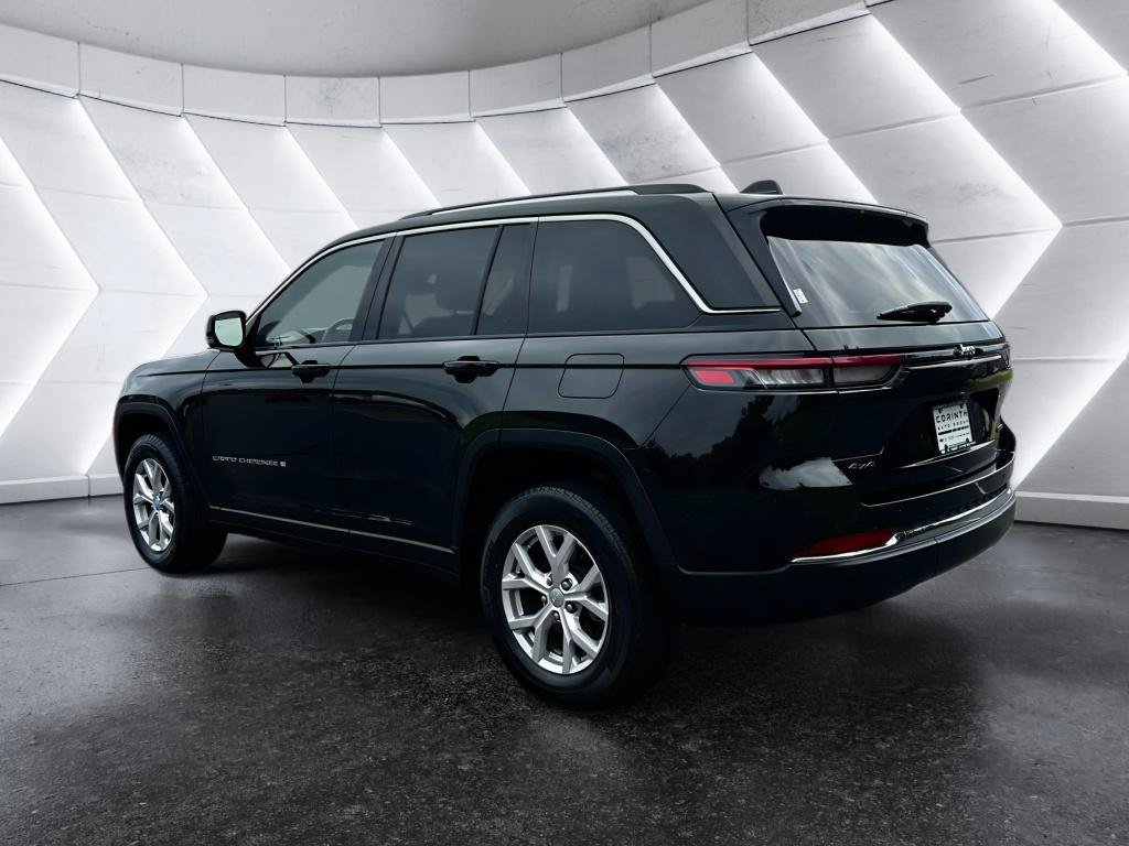 Used 2022 Jeep Grand Cherokee Limited AWD/4WD image 5