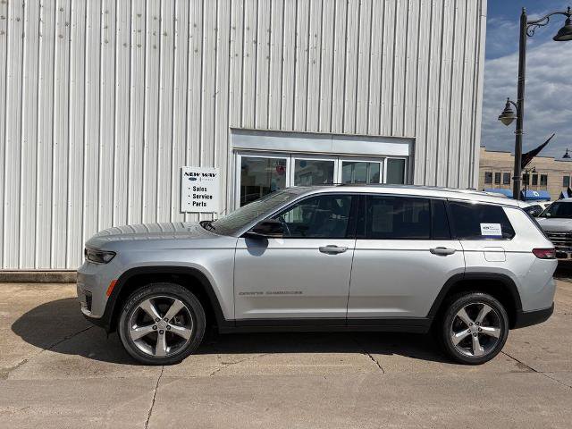 Used 2022 Jeep Grand Cherokee L Limited w/ Luxury Tech Group II AWD/4WD image 2