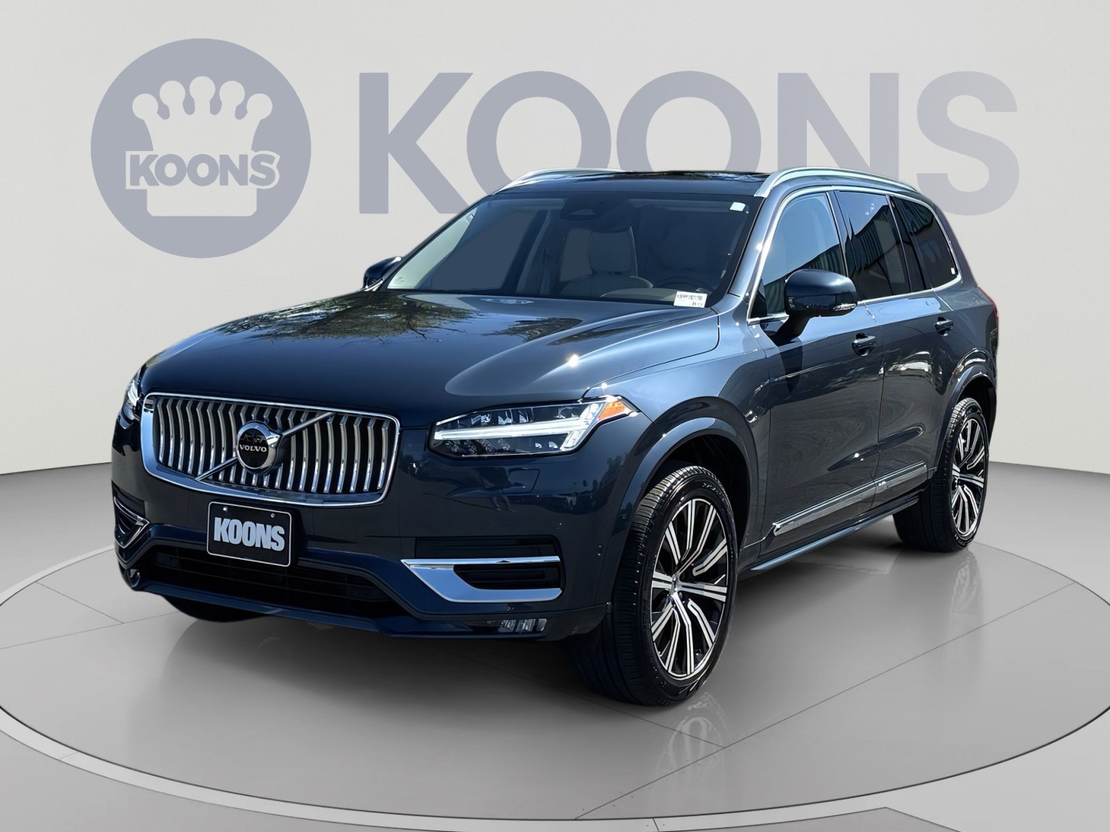 Used 2023 Volvo XC90 B6 Plus w/ Protection Package AWD/4WD image 1