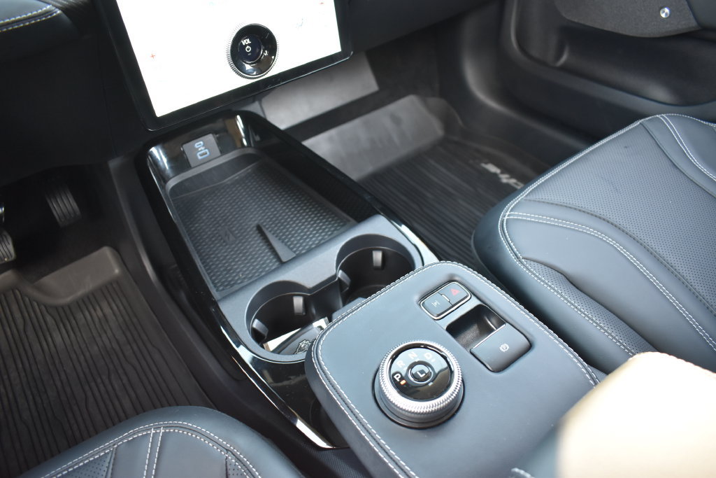 Certified 2024 Ford Mustang Mach-E Premium AWD/4WD image 21