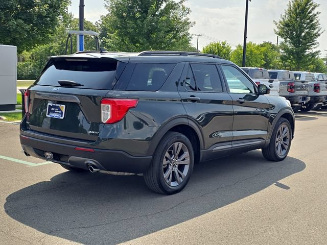 Certified 2024 Ford Explorer XLT w/ Equipment Group 202A AWD/4WD image 4
