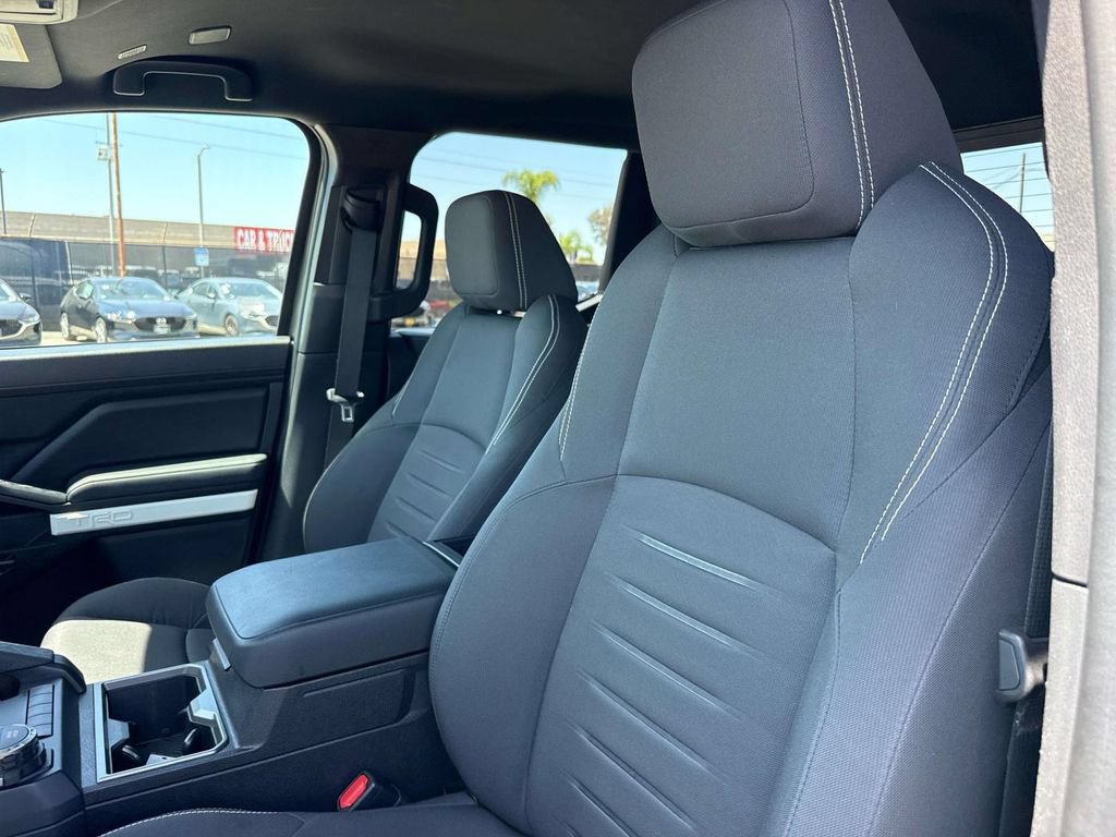 Used 2024 Toyota Tacoma TRD Sport AWD/4WD image 24