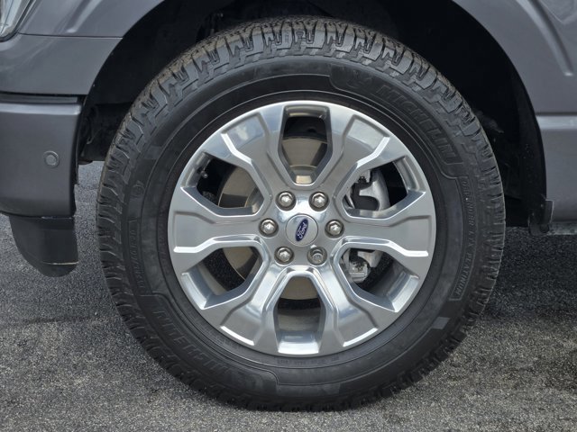 Certified 2022 Ford F150 Platinum w/ Equipment Group 701A High image 9